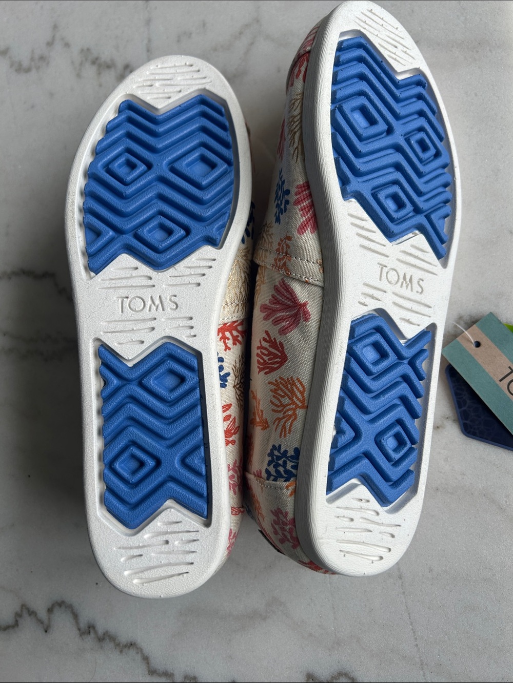 NEW Toms Women's Alpargata White Coral Reef Ortholite Slip On Size 7.5 - Picture 6 of 6